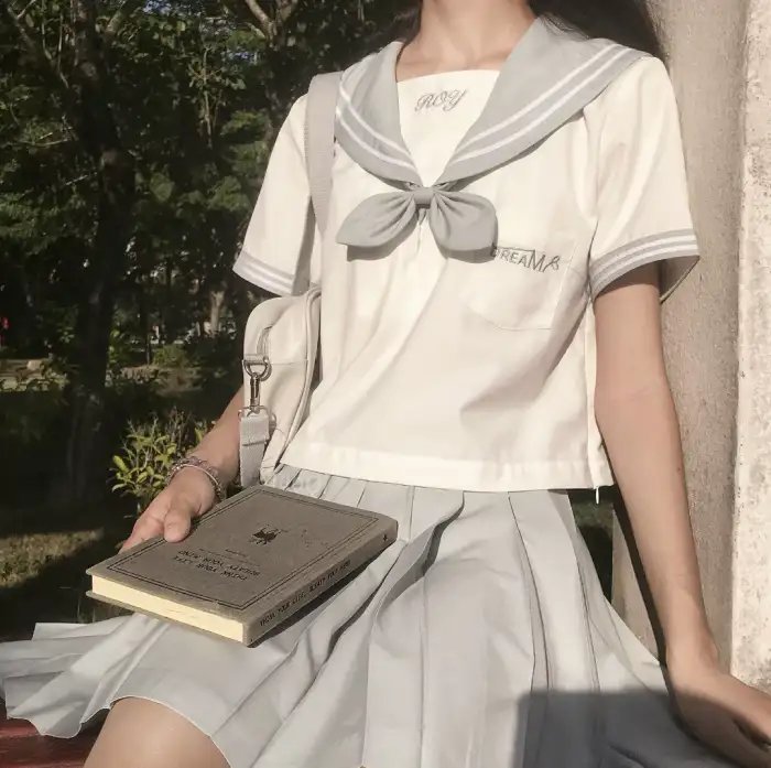 新燕子李三